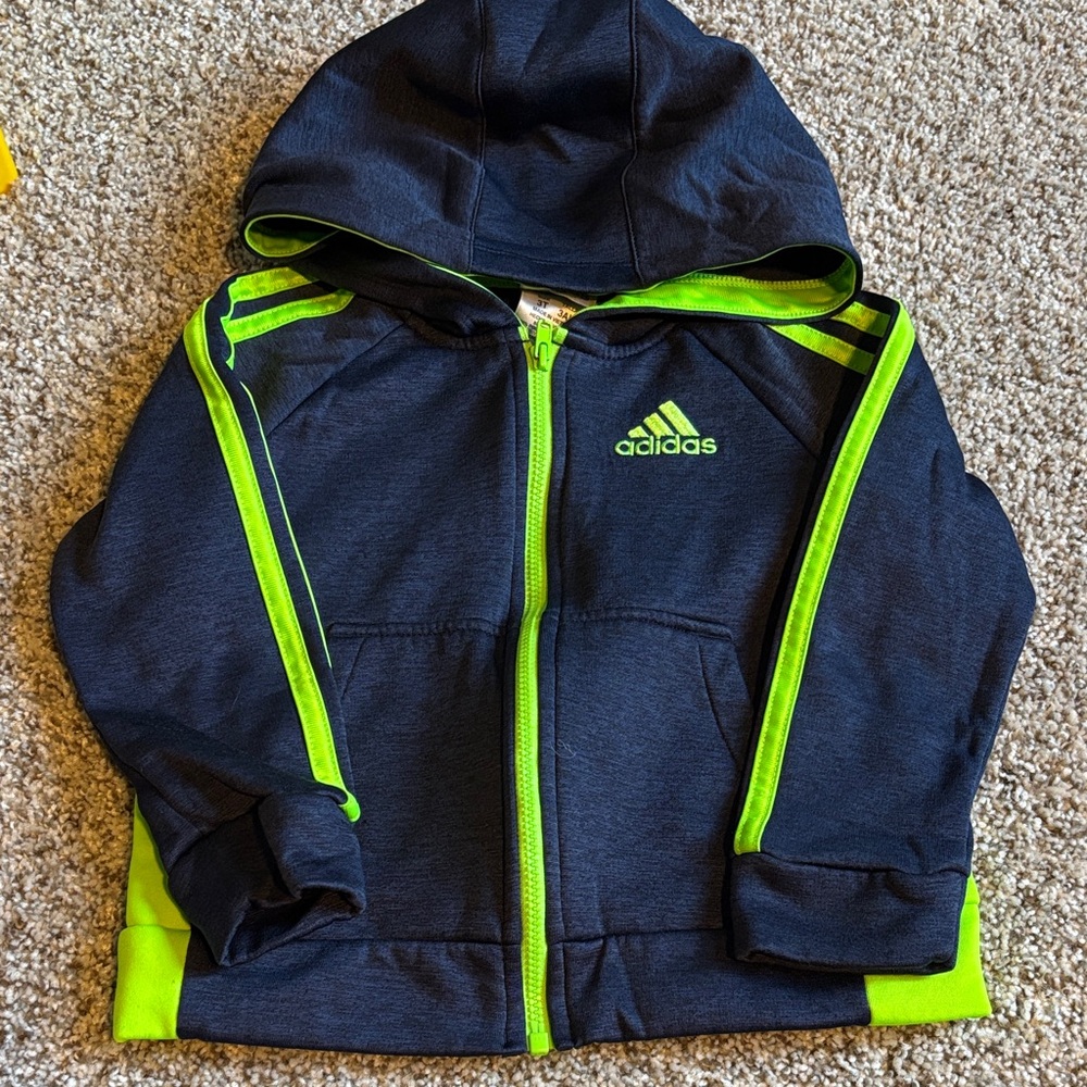 3T hoodie zip up